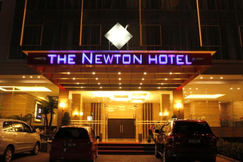 The Newton Hotel Bandung Exterior foto