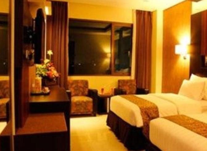 The Newton Hotel Bandung Zimmer foto