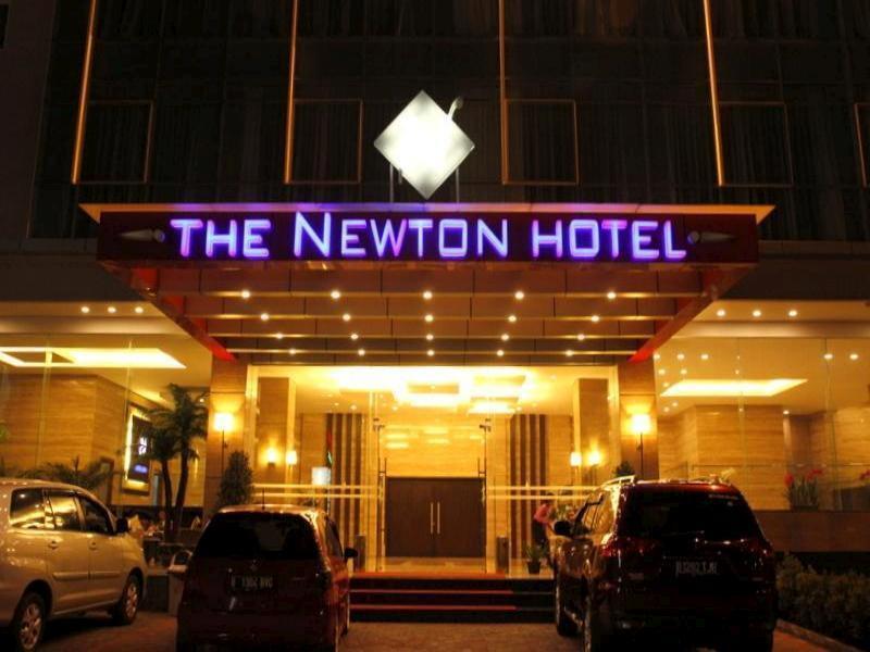 The Newton Hotel Bandung Exterior foto